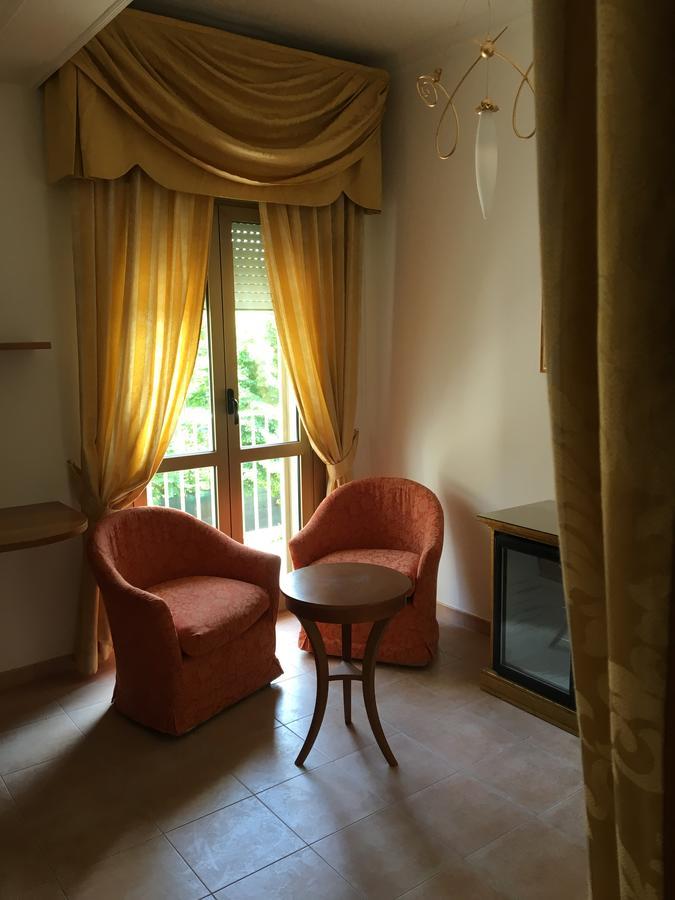 Infinity Hotel Cervia Exterior photo